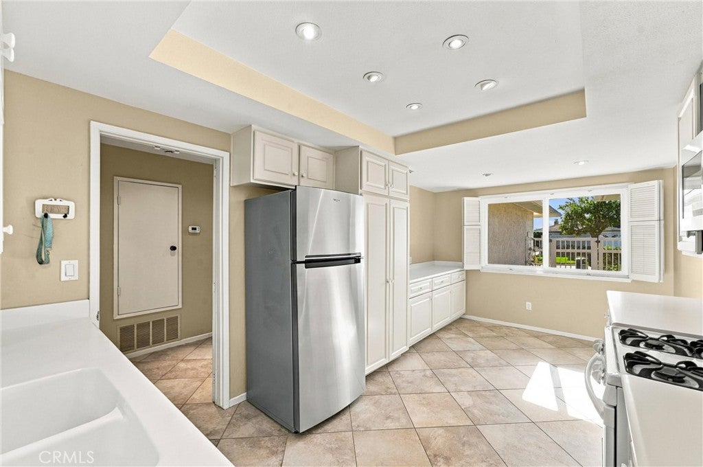 3375 Paseo Halcon