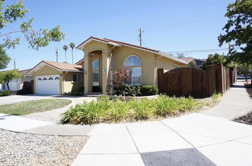 1432 Stone Creek Drive