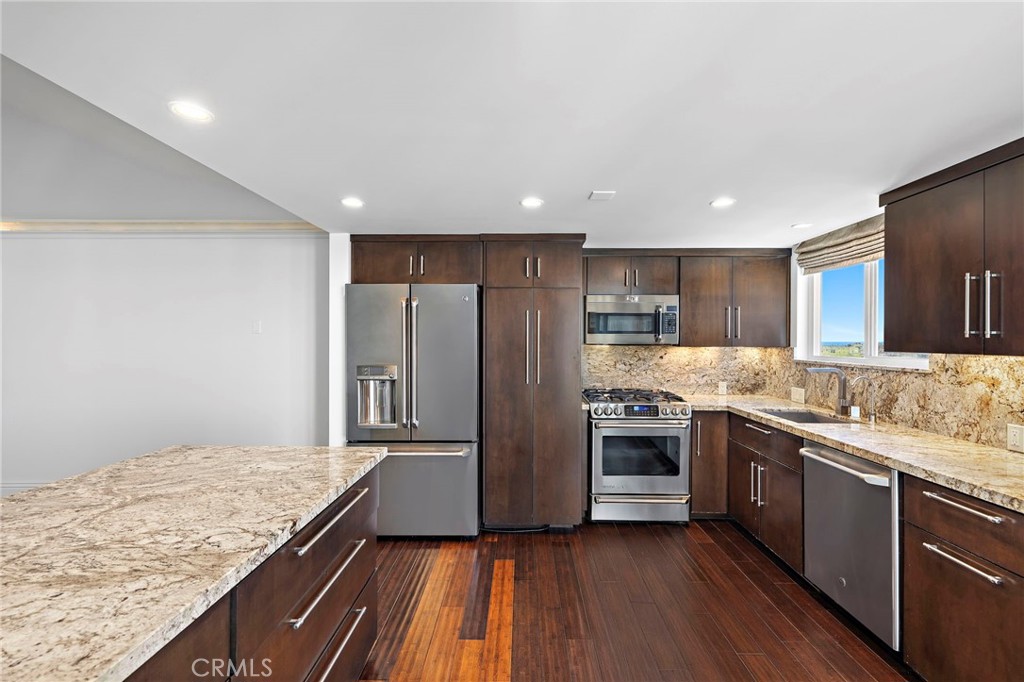 Newport Bay Towers (NBYT) - Residential Lease