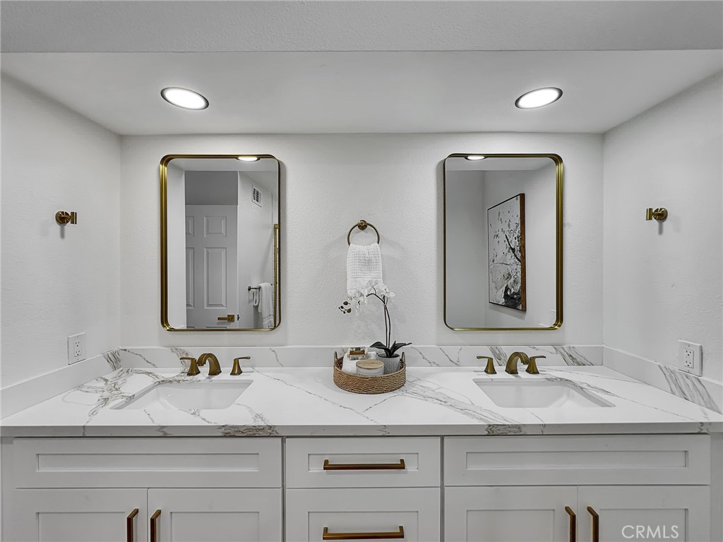 Casta Del Sol - Carmel (CR) - Residential