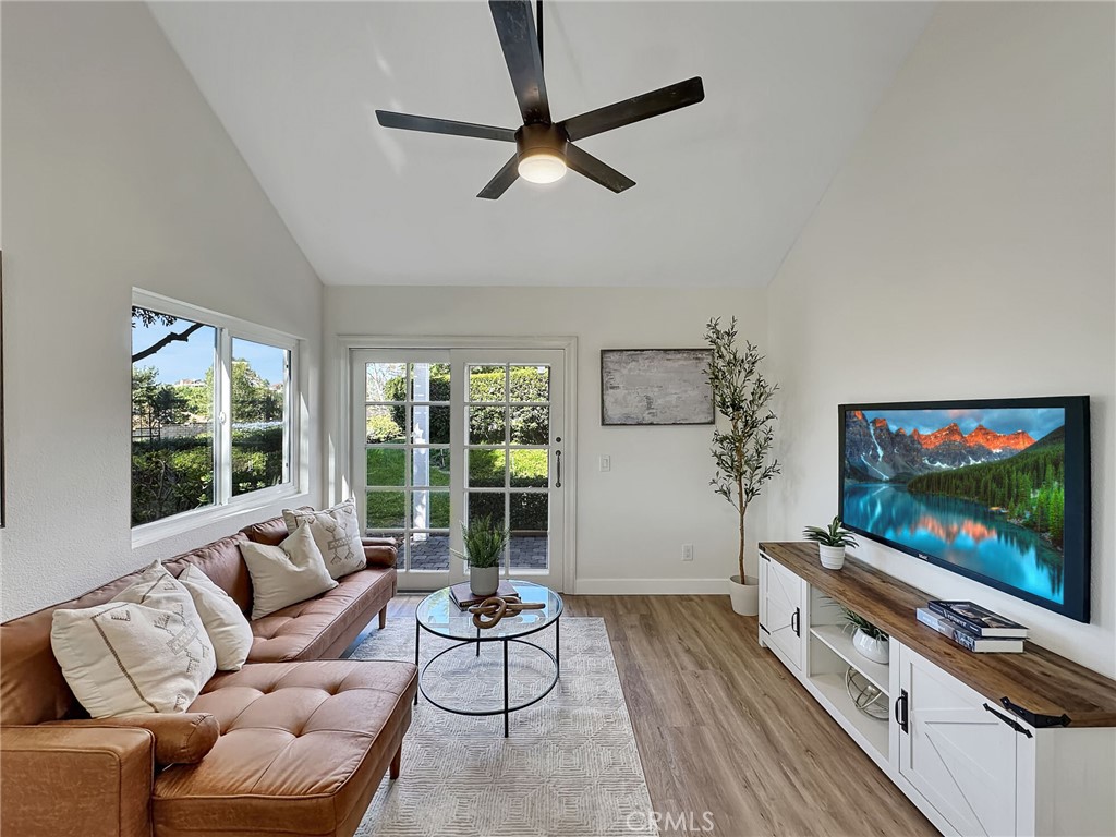 Casta Del Sol - Carmel (CR) - Residential