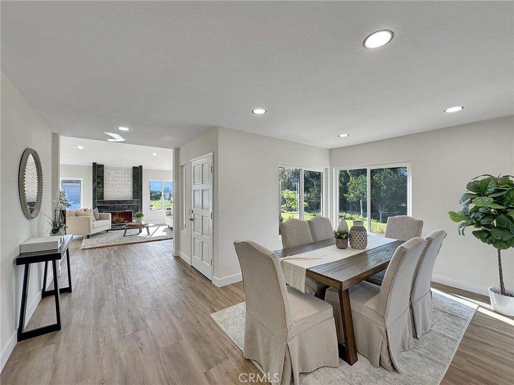 Casta Del Sol - Carmel (CR) - Residential