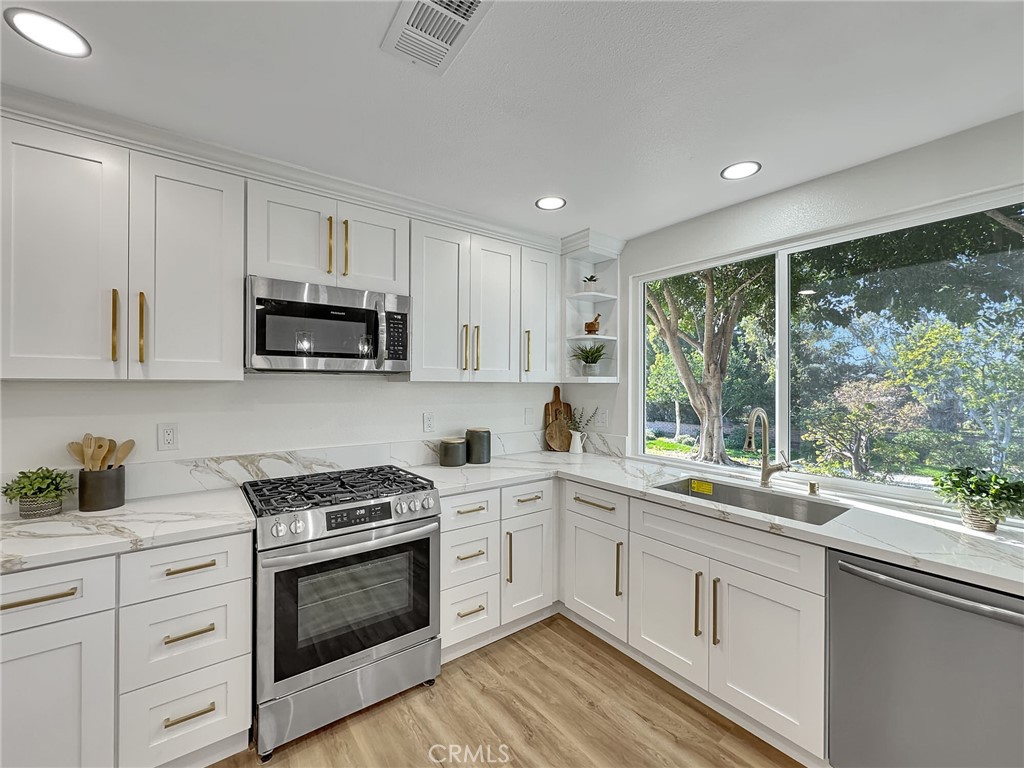 Casta Del Sol - Carmel (CR) - Residential