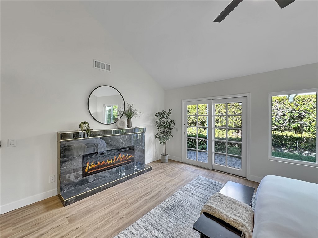 Casta Del Sol - Carmel (CR) - Residential