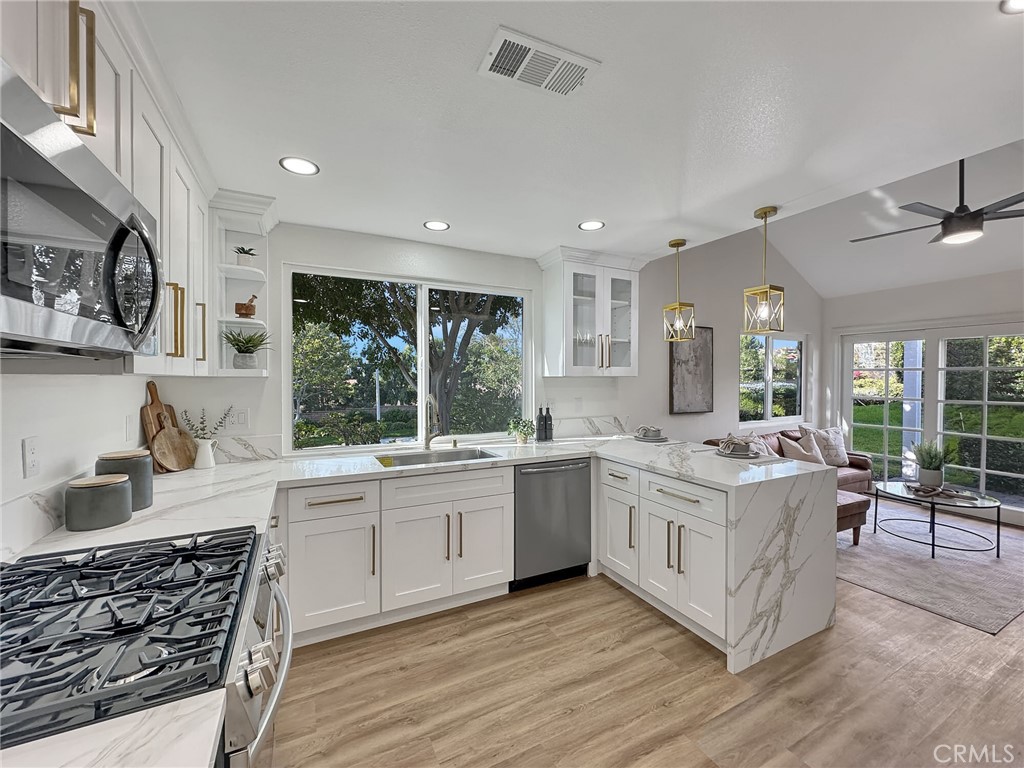 Casta Del Sol - Carmel (CR) - Residential