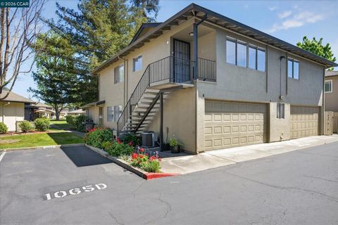 Photo of 1065 Mohr Ln Ln #D, Concord, CA 94518 (MLS # 41130244)