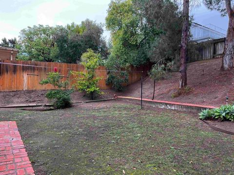 Photo of 5977 Agee St St, San Diego, CA 92122 (MLS # 250037274SD) Photo of 5977 Agee St St, San Diego, CA 92122 (MLS # 250037274SD)