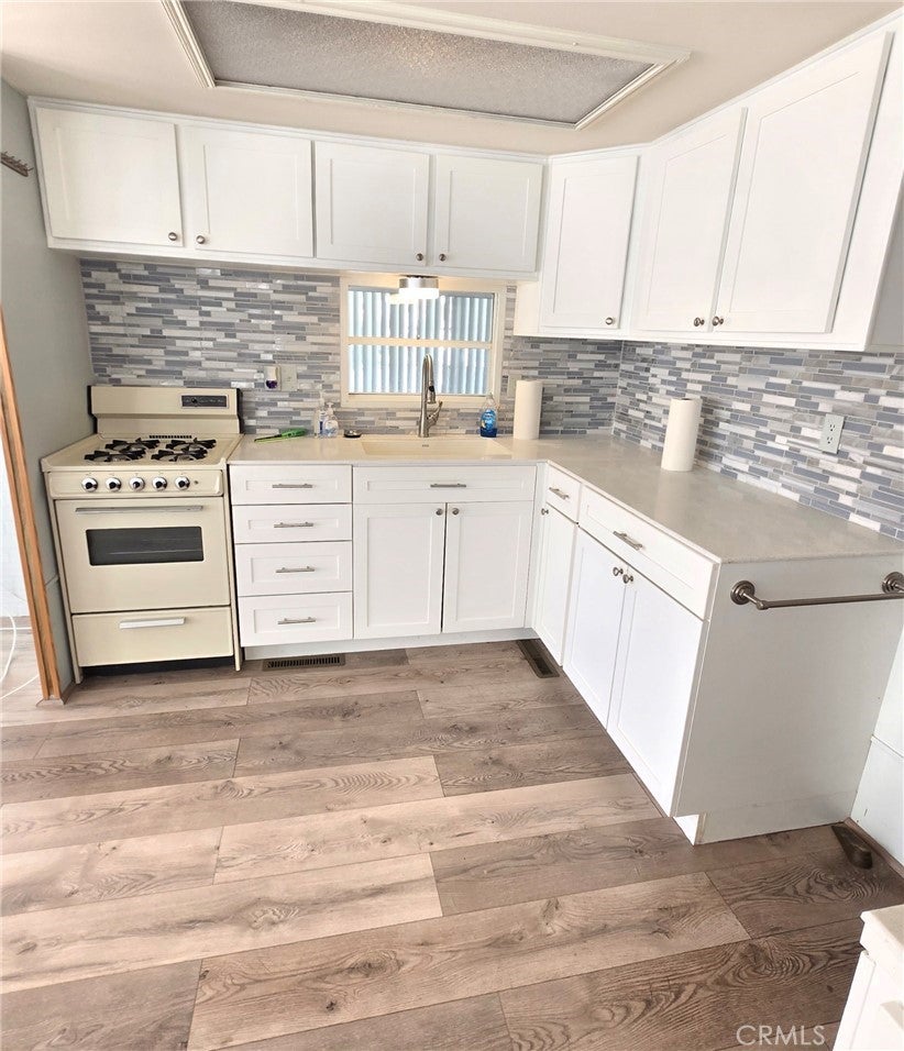 1295 S Cawston 42