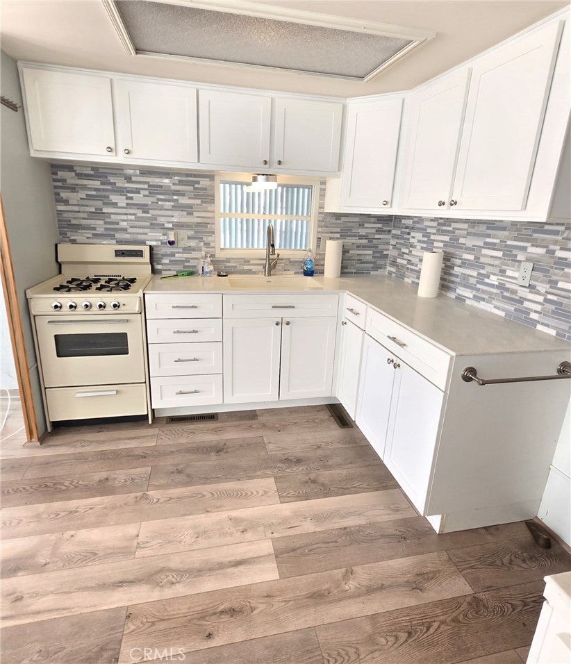 1295 S Cawston 42