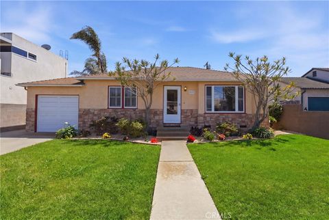 Photo of 5452 W 122nd St, Hawthorne, CA 90250 (MLS # SR26067212)