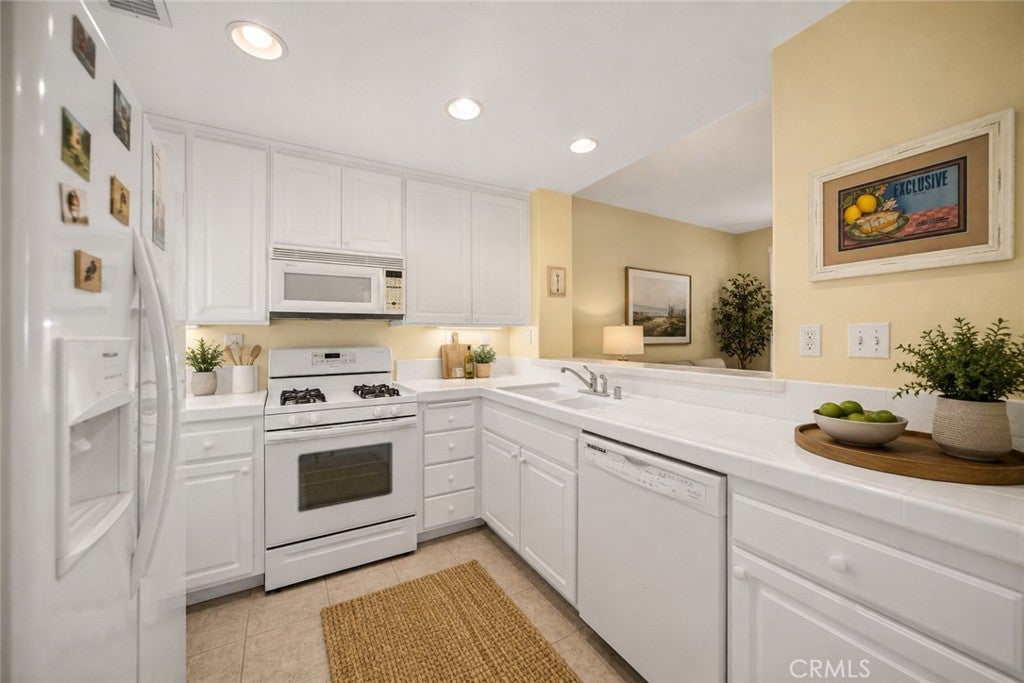 28157 Ashbrook