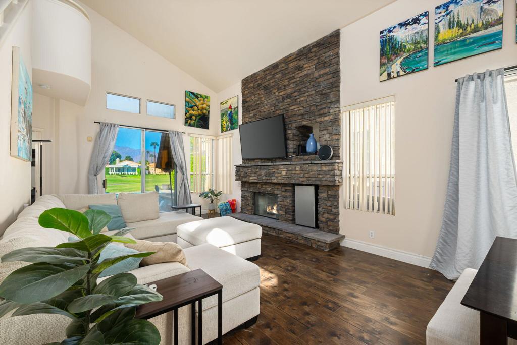 Desert Princess - Residential
