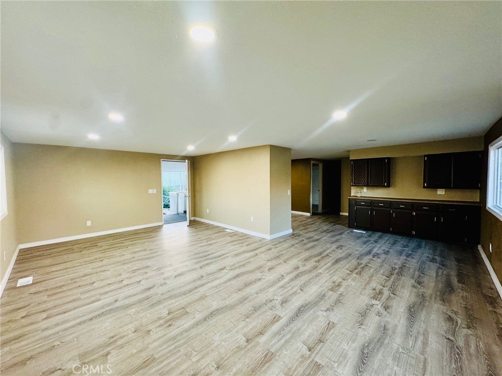 14035 Rosedale Highway