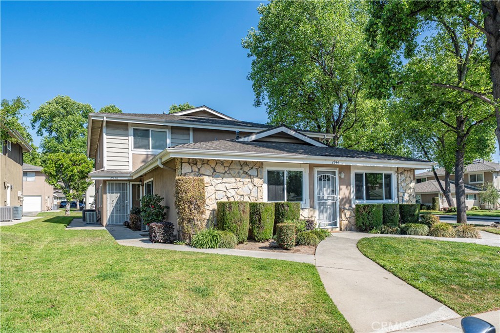 2944 Winfield