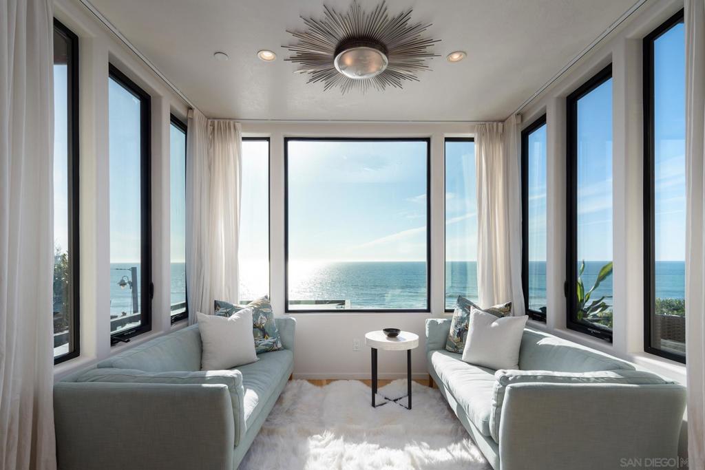 Achieve the coveted North County lifestyle radiant at this design-forward hideaway. This light-filled property is uniquely Encinitas, amplifying majestic ocean views while revealing laidback luxury. The 4+bedroom, 5-bath, 3-story home is located within walking distance to restaurants, shops and iconic North County beaches. But step inside this warm, soulful space, and it feels much further away.