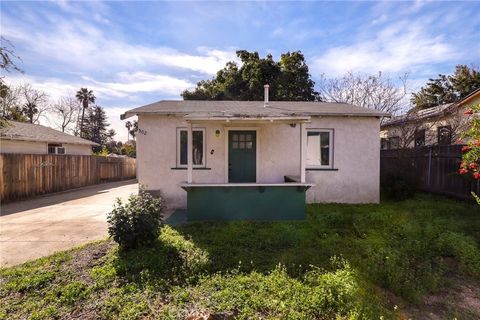 Photo of 502 Mountain View St, Altadena, CA 91001 (MLS # PF25277062)
