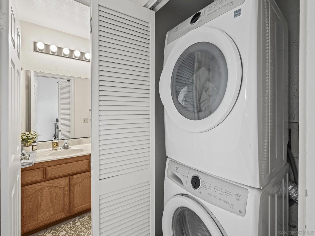 Pacific Beach - Residential