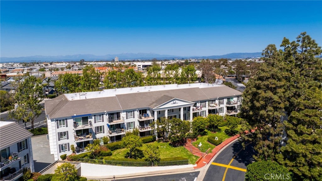 300 Cagney Lane 101, Newport Beach CA 92663 - Photo 29