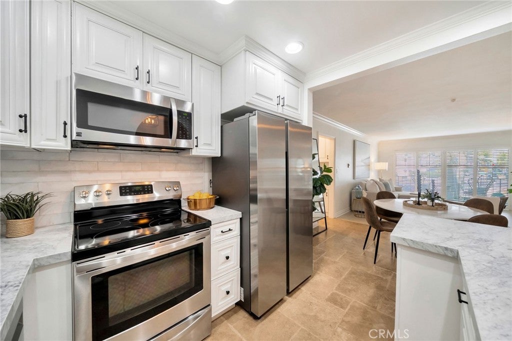 300 Cagney Lane 101, Newport Beach CA 92663 - Photo 11