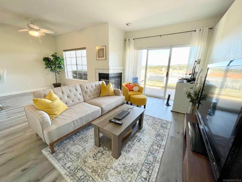 Photo of 1612 Via Ocioso, San Marcos, CA 92078 (MLS # 260023774SD)