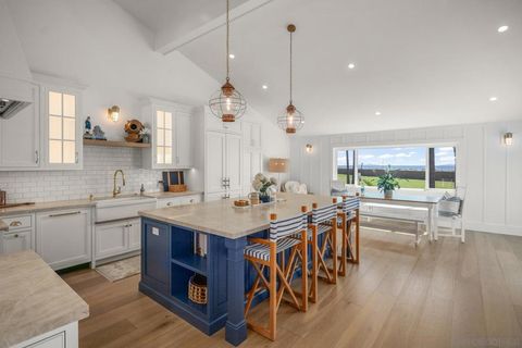 24 Bahama Bend Coronado CA 92118