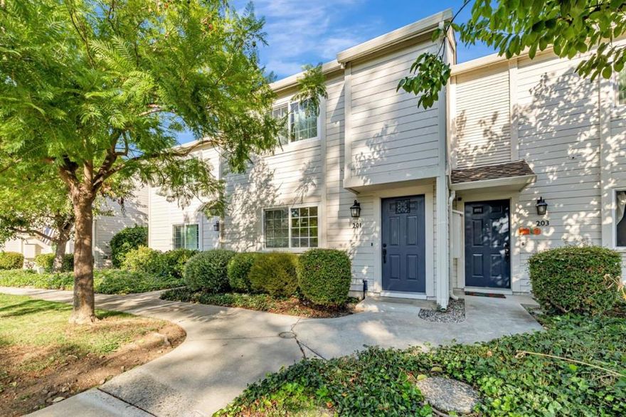 LOCATION, LOCATION, LOCATION! Discover this 3BR/2.5BA townhome-style condo in the heart of Campbell. Nestled in a serene neighborhood yet just minutes from Apple, Nvidia, Netflix, Ebay and downtown Campbell shops and restaurants, this home offers the perfect blend of peace and convenience. Easy access to 85, 17, and 880 keeps all of Silicon Valley within reach. Assigned to top scoring schools: Farnham Elem (8), Price Middle (9), and Leigh High (10) (Buyers to verify schools). Enjoy nearby Los Gatos Creek Park and Vasona Lake Park for outdoor recreation. Inside, an open-concept living/dining area is filled with natural light, highlighted by recessed lighting and a cozy fireplace, flowing to a private patio ideal for morning coffee or evening gatherings. The kitchen features granite counters & stainless appliances. In-unit laundry with a half bath are on the main level. Upstairs, the spacious primary suite offers a walk-in closet and dual-sink vanity, while two additional bedrooms and a full bath provide flexibility. Extras include neutral carpeting, a 1-car garage, dedicated parking, and ample guest parking. Don't miss this Silicon Valley retreat!