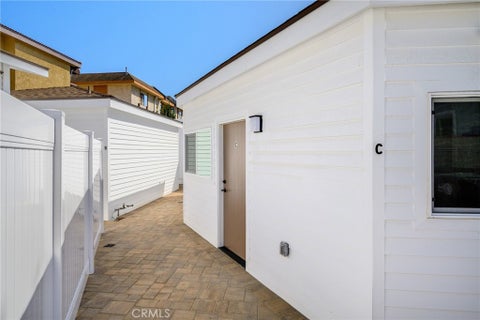 Photo of 908 E Maple ST #C, Glendale, CA 91205 (MLS # SR26217444)