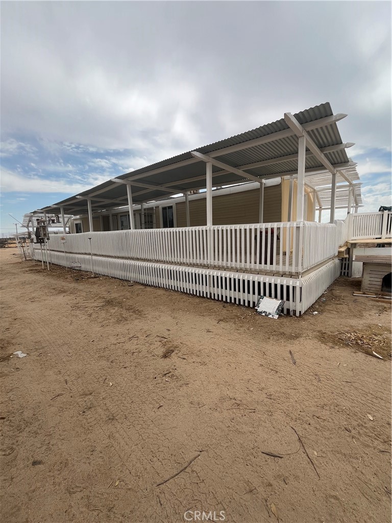 ***JUST REDUCED PRICE!!!***NEWLY PAINTED ALL AROUND***SELLER JUST FIXED BROKEN WINDOW GLASS***DOUBLE WIDE MANUFACTURED HOME WITH 2 BEDROOM 2 BATHROOM SITTING IN 22 ACRE LOT***THIS PROPERTY HAS UTILITIES RUNNING GOOD WITH TWO WATER WELLS***ALL APPLIANCES ARE ELECTRIC POWER***LOW PROPERTY TAX AND NO HOA!!!***VERY MOTIVATED SELLER!!!***
