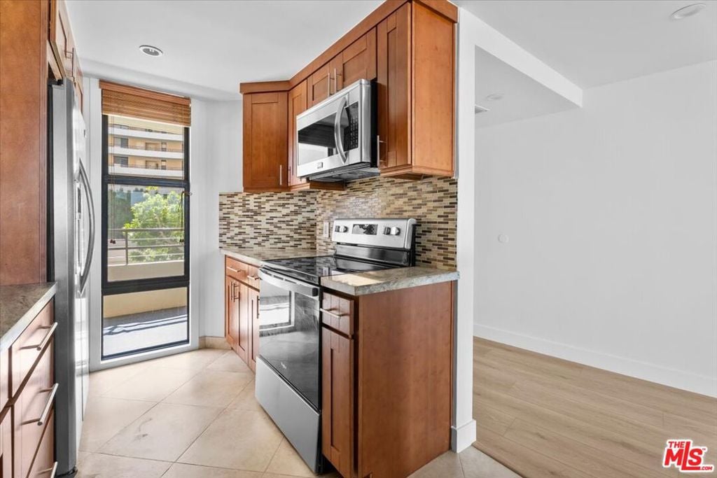 4316 Marina City Drive 227