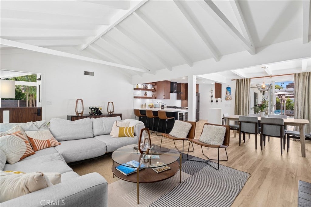 299 Mesa Drive, Costa Mesa CA 92627 - Photo 8