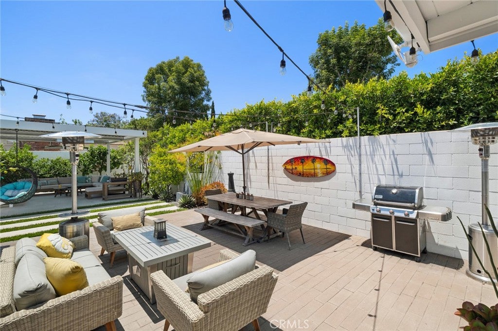299 Mesa Drive, Costa Mesa CA 92627 - Photo 37