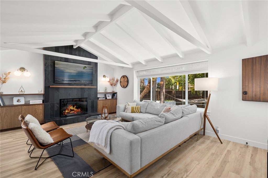 299 Mesa Drive