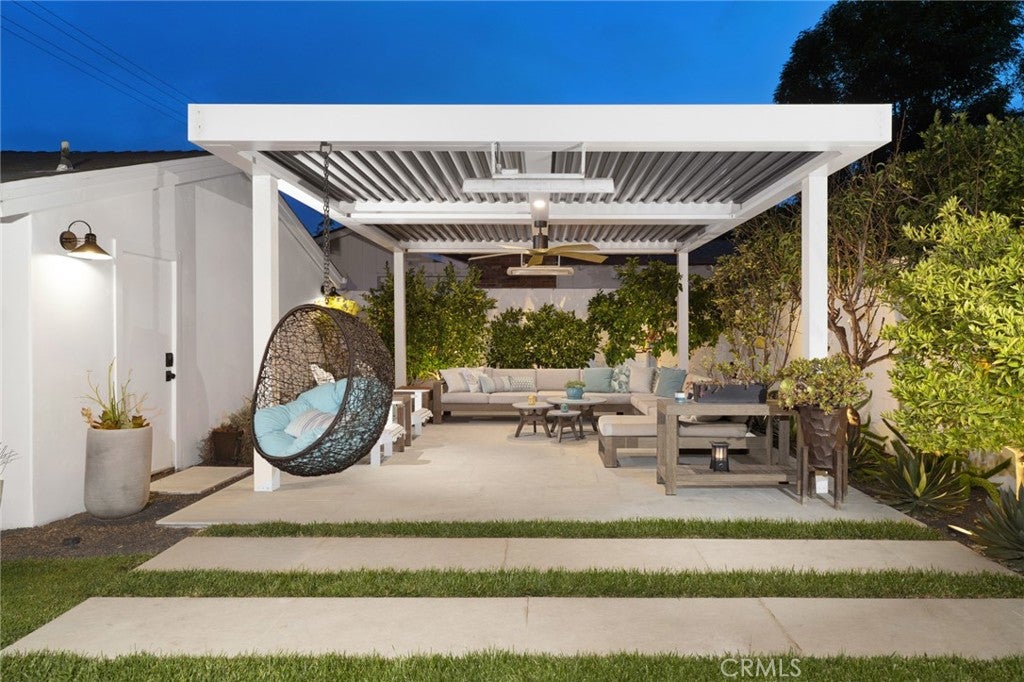 299 Mesa Drive, Costa Mesa CA 92627 - Photo 29