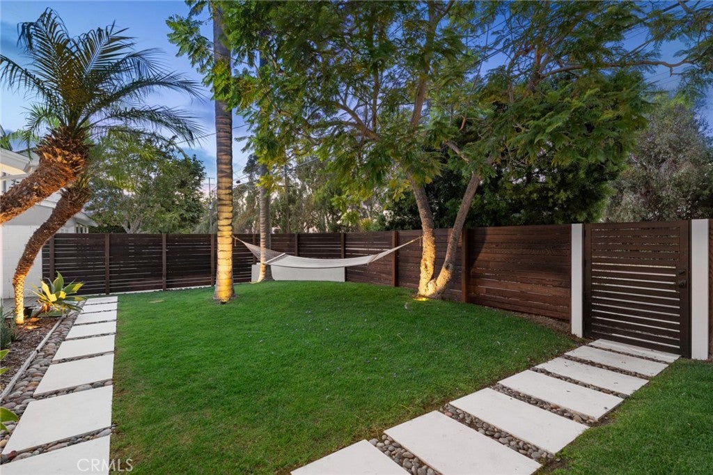 299 Mesa Drive, Costa Mesa CA 92627 - Photo 34