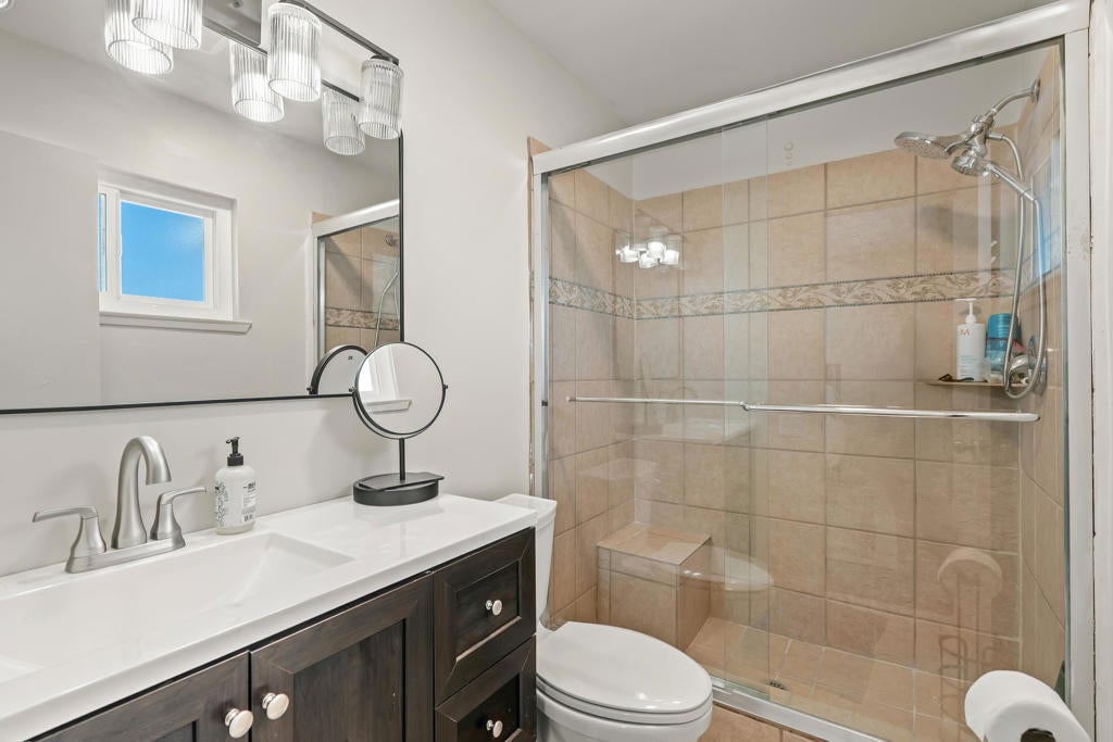 Properties 4 77286 Missouri Drive