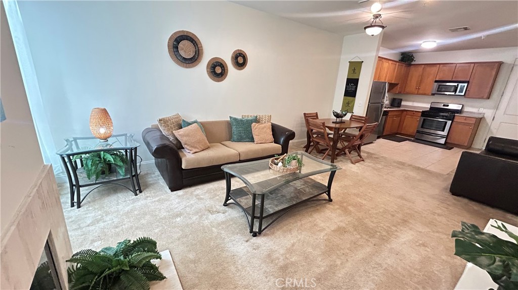 6938 Laurel Canyon