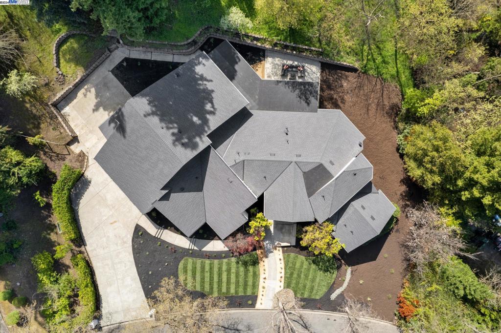 SADDLEBACK - Residential