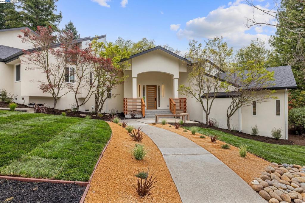 SADDLEBACK - Residential