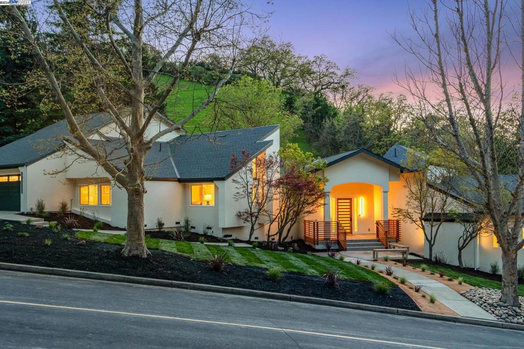 SADDLEBACK - Residential