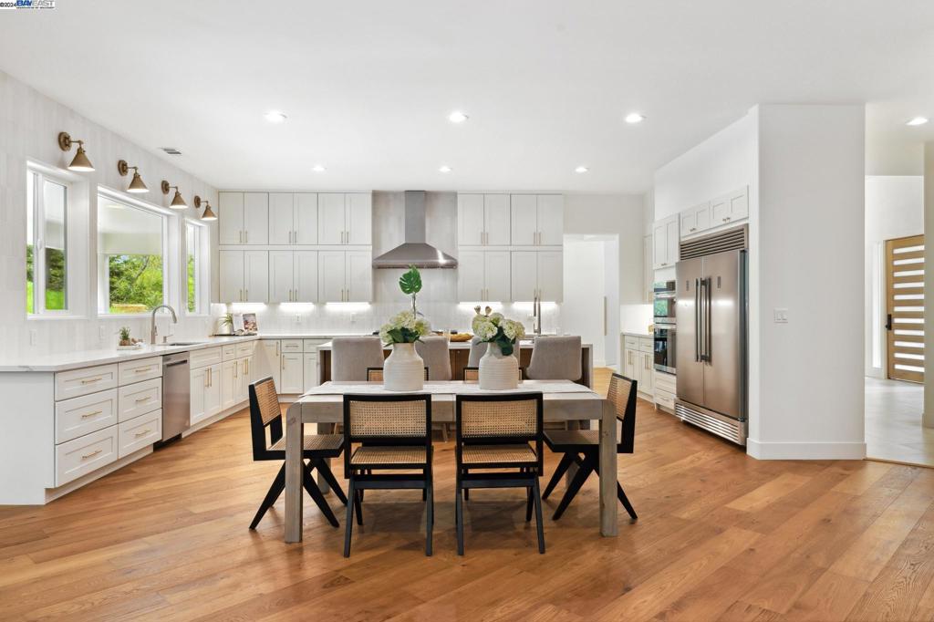 SADDLEBACK - Residential