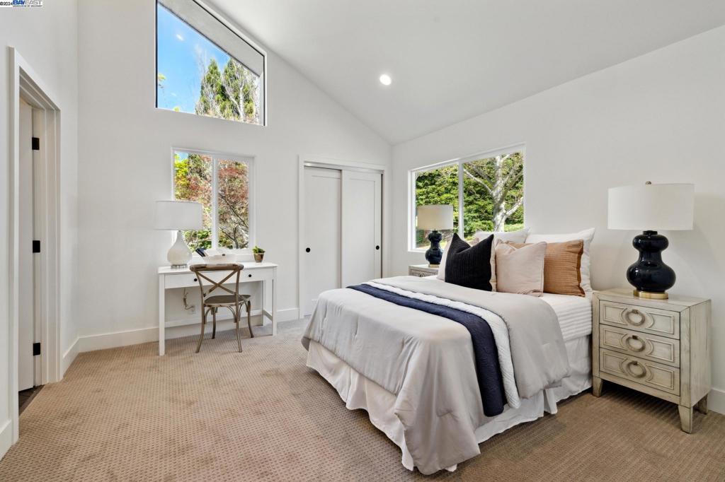 SADDLEBACK - Residential