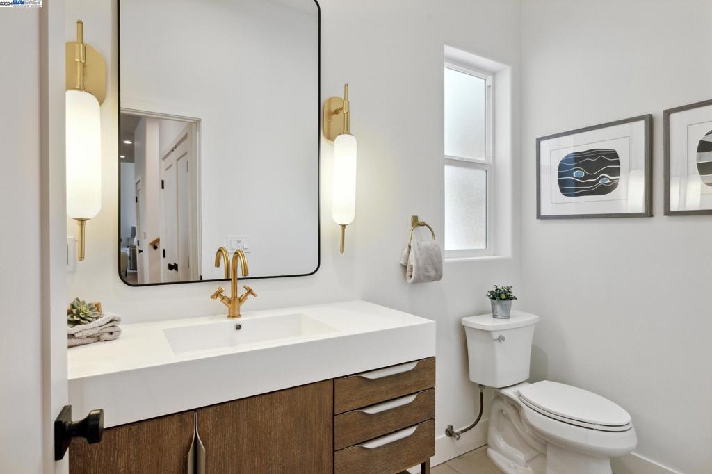 SADDLEBACK - Residential