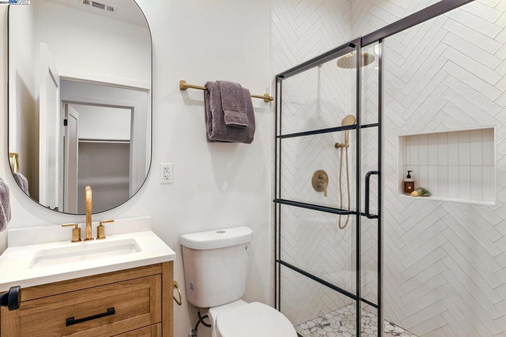 SADDLEBACK - Residential