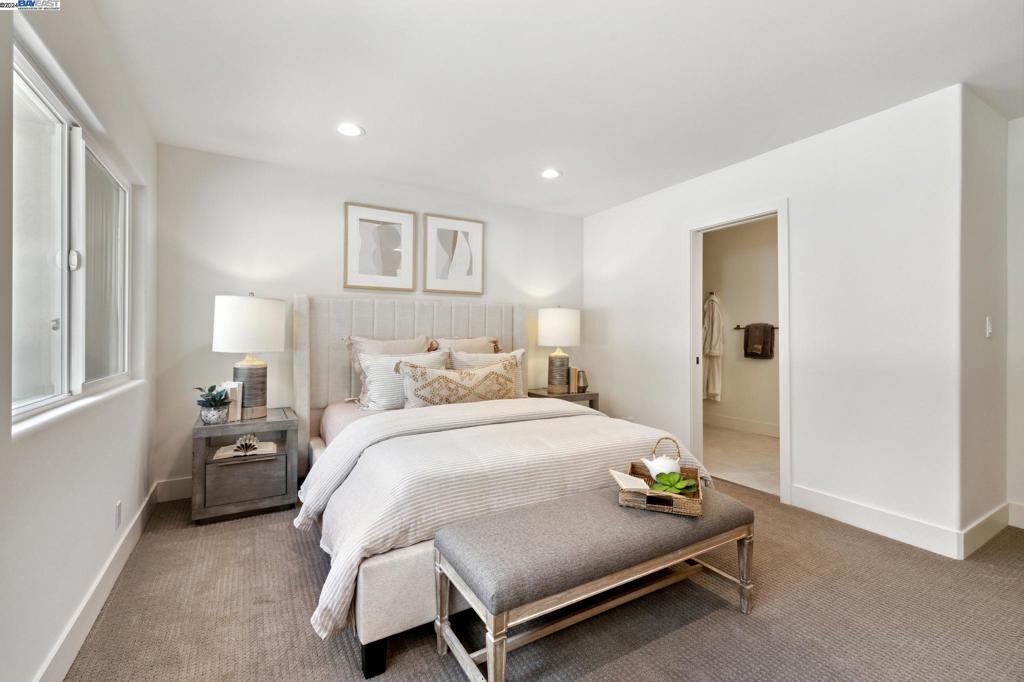 SADDLEBACK - Residential