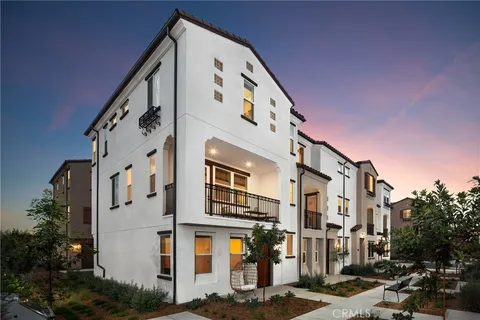 2209 W Orange Unit 16, Anaheim, CA 92804 - MLS#: OC25019105