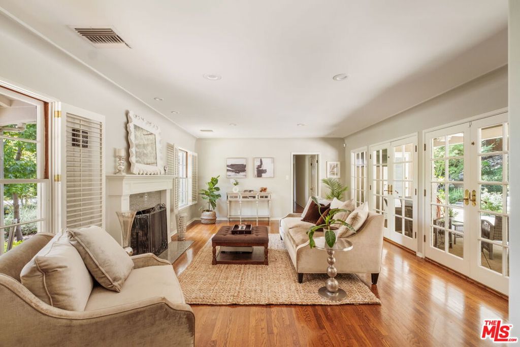 1265 Inverness Drive