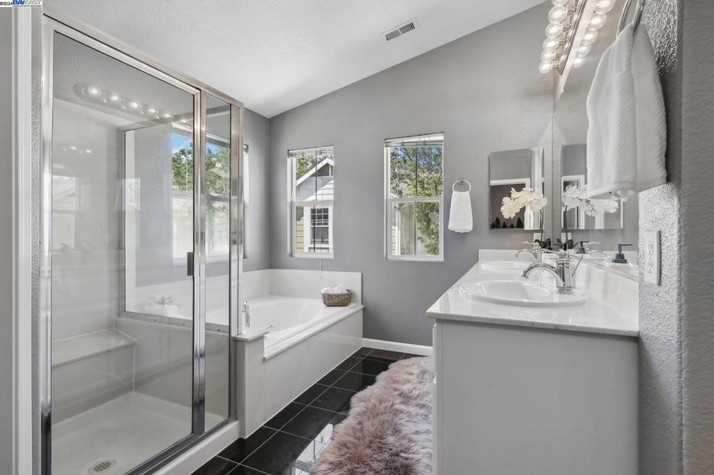 CARTER STATION - Residential