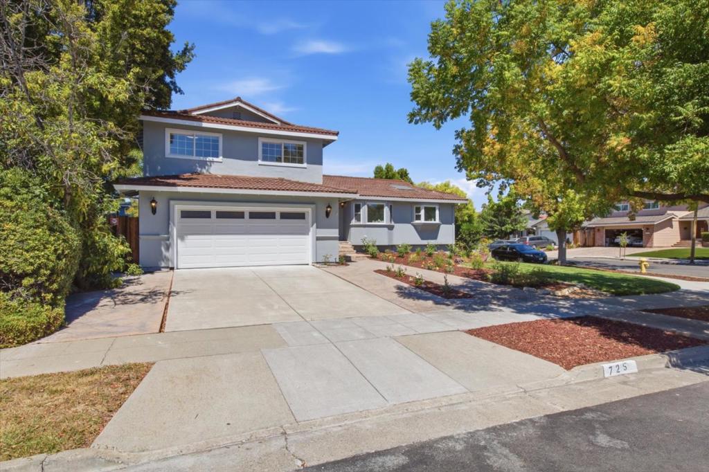 725 Vonna Court