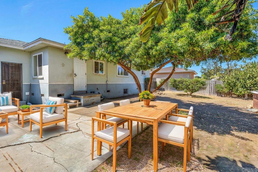 835 Corvina Street