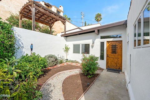 Tiny photo for 1293 Buena Vista Street, Ventura, CA 93001 (MLS # V1-38944)